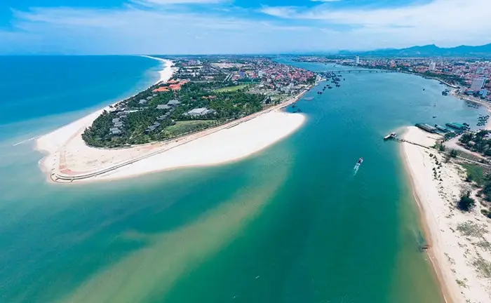 Top 10 Điểm Du Lịch Nổi Tiếng Quảng Bình Không Thể Bỏ Lỡ